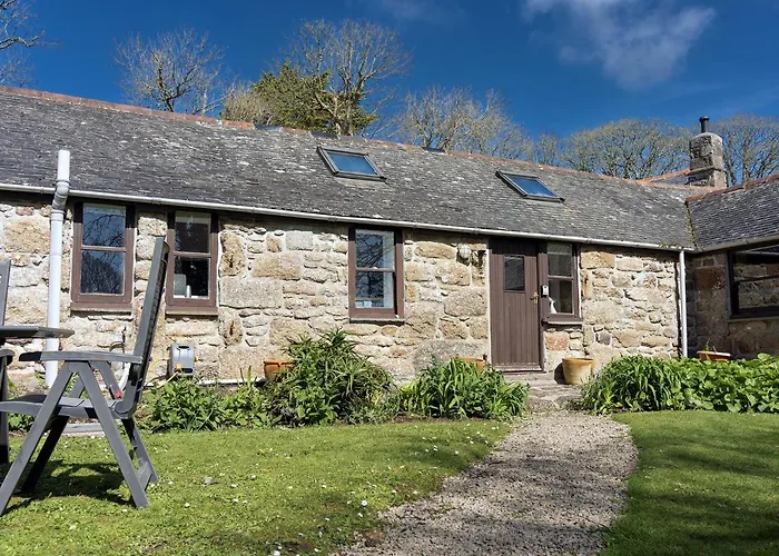 Idyllic Cornish Cottage In The Beautiful Lamorna Valley - Walk To Pub & Sea