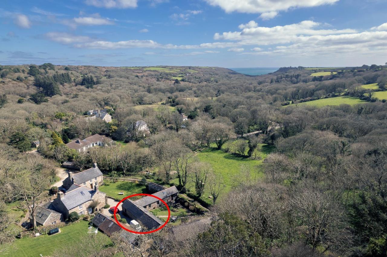 Idyllic Cornish In The Beautiful Lamorna Valley - Walk To Pub & Sea Apartment *